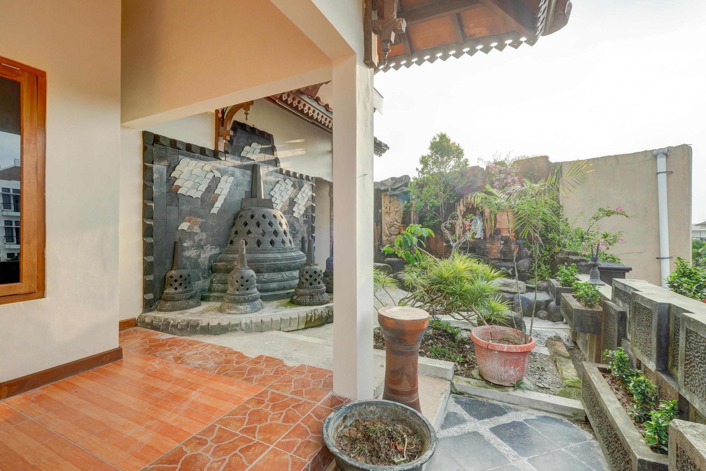 Urbanview Omah Eka Santi By Reddoorz Yogyakarta