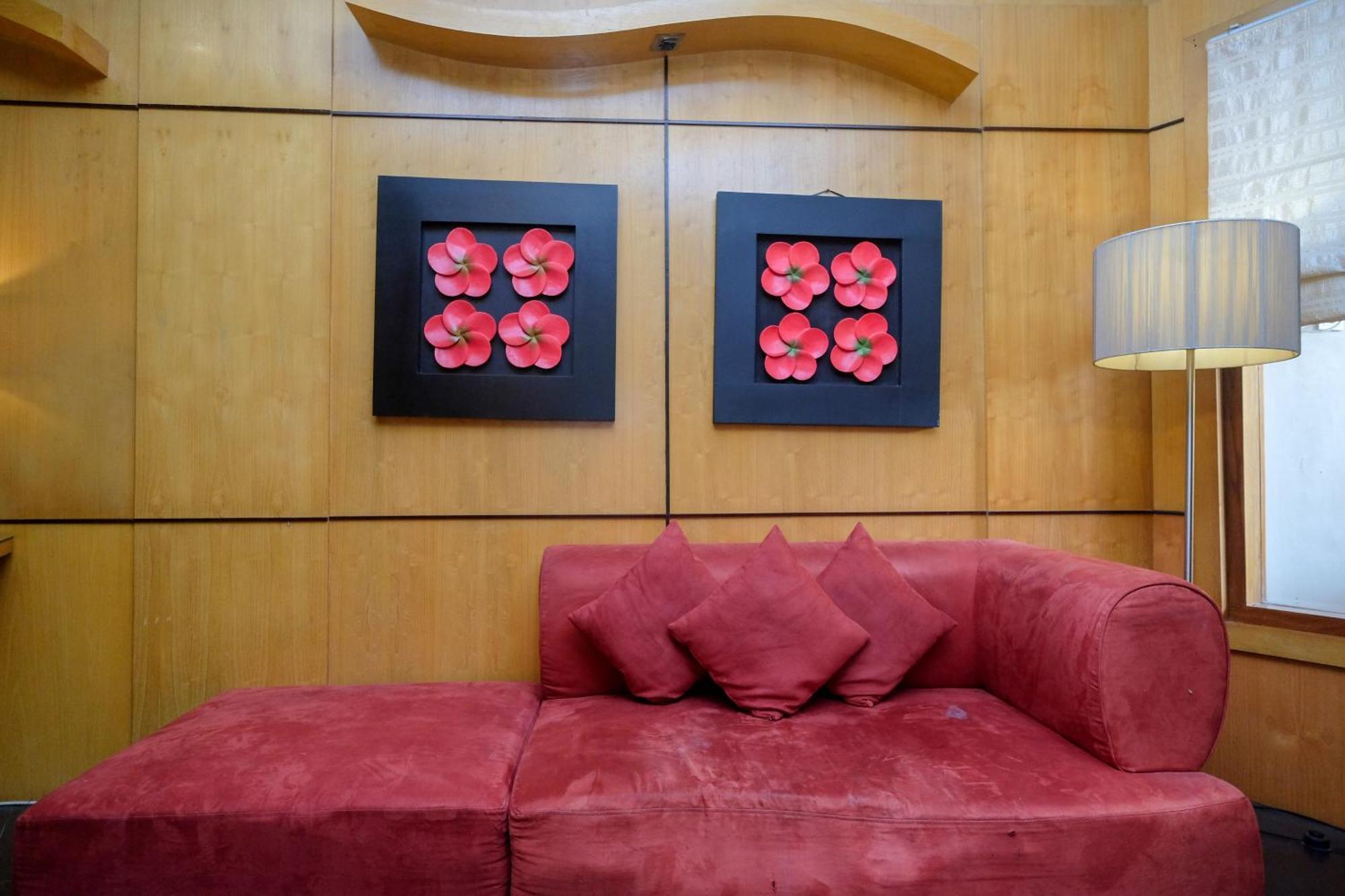 Urbanview Omah Eka Santi By Reddoorz Hotel